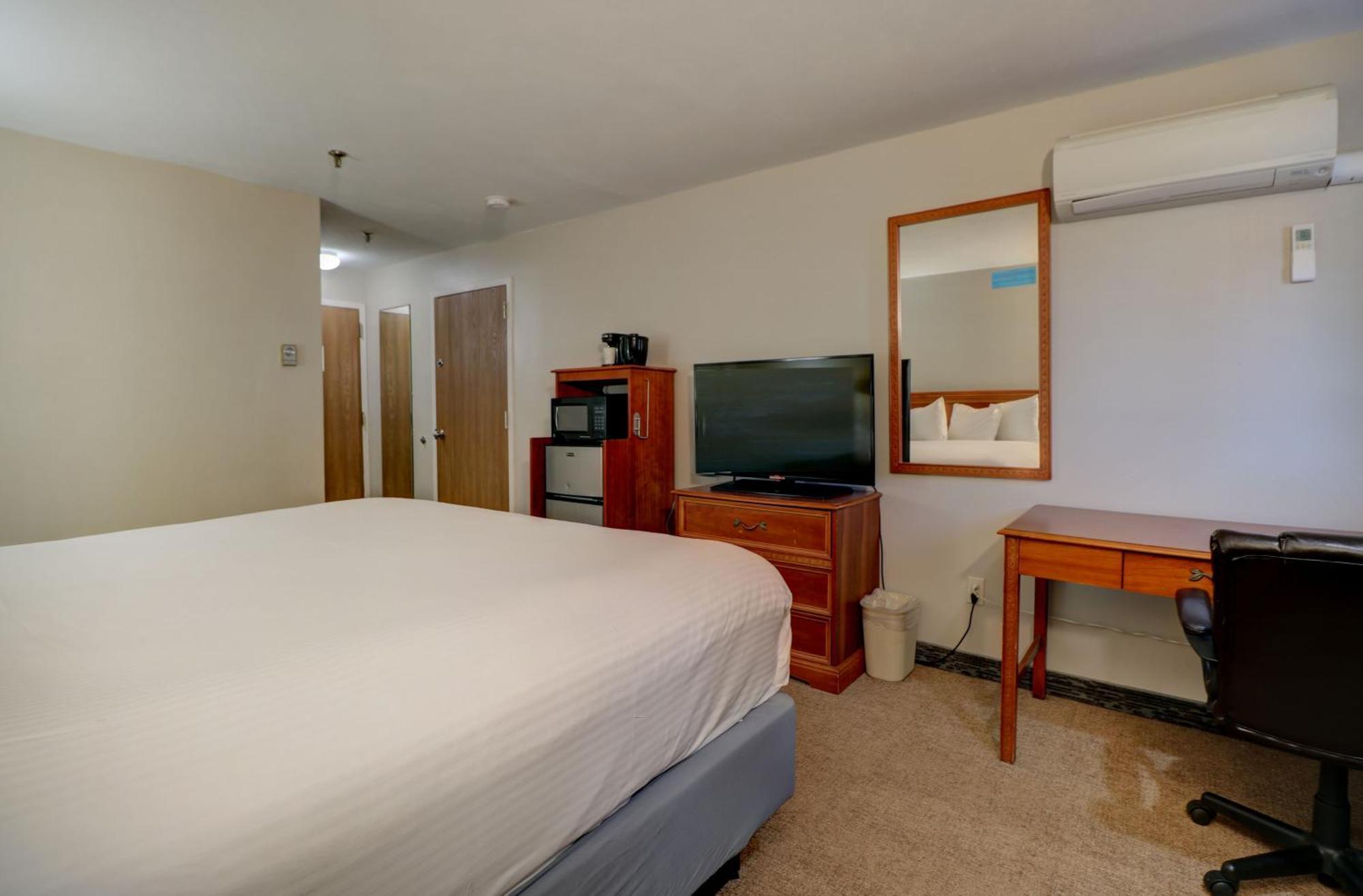 Anchorage Inn And Suites Portsmouth Exteriér fotografie